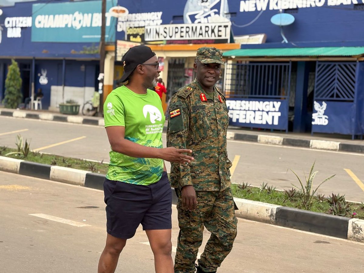 Remkah Tours And Travel Agency Ltd (@remkah_tours__) on Twitter photo The man himself mr <a href="/wekesa_amos/">Amos Wekesa</a> supervising for better security for us as we are heading to the #tuskerliterwenzorimarathon on 23rd this Saturday
Salute sir 👏
See you all there
<a href="/bqueenBecky/">REBECCA TUMUKUNDE</a> The man himself mr <a href="/wekesa_amos/">Amos Wekesa</a> supervising for better security for us as we are heading to the #tuskerliterwenzorimarathon on 23rd this Saturday
Salute sir 👏
See you all there
<a href="/bqueenBecky/">REBECCA TUMUKUNDE</a>