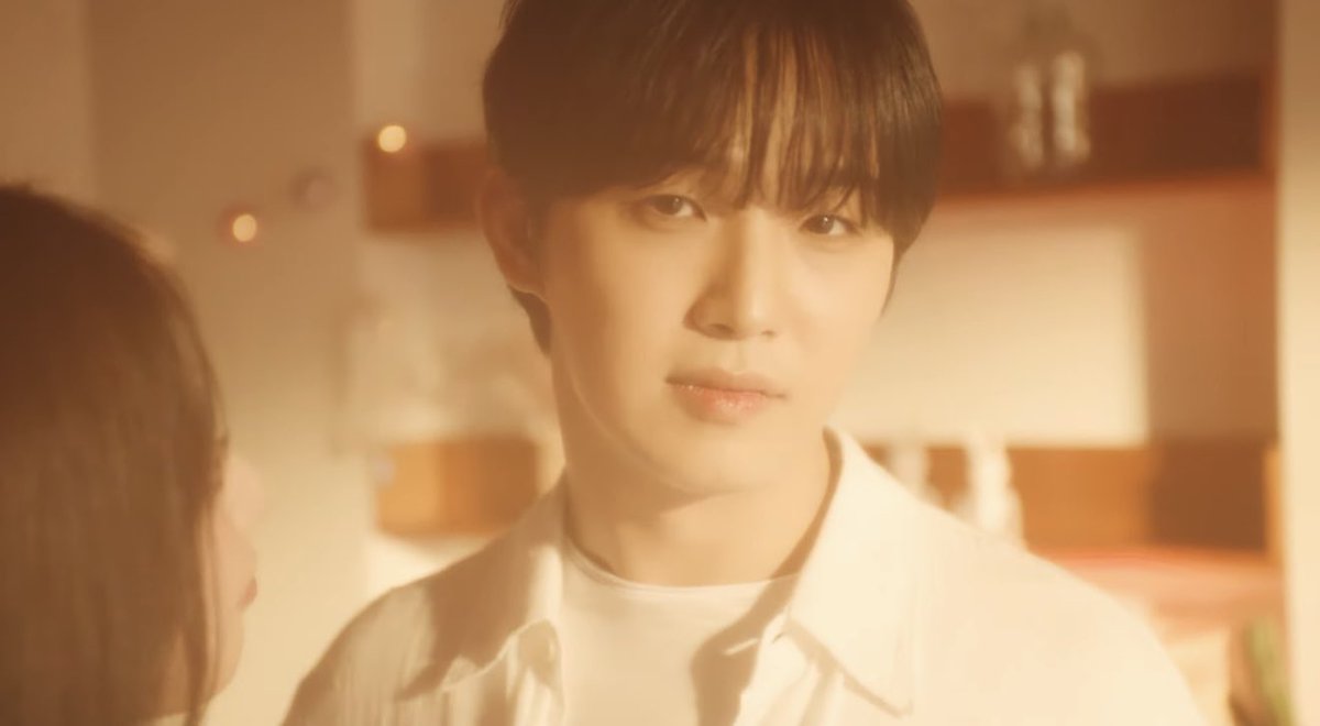 yfieee_'s tweet photo. Im Hyunsik!!! Damn!!🖤 https://t.co/QTNHEwjmur