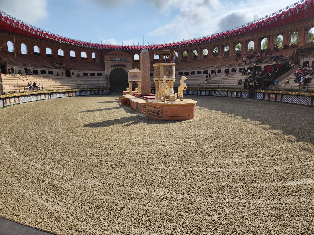 Blondi𝕏 Minie Banana Girl 🍌 tweet media