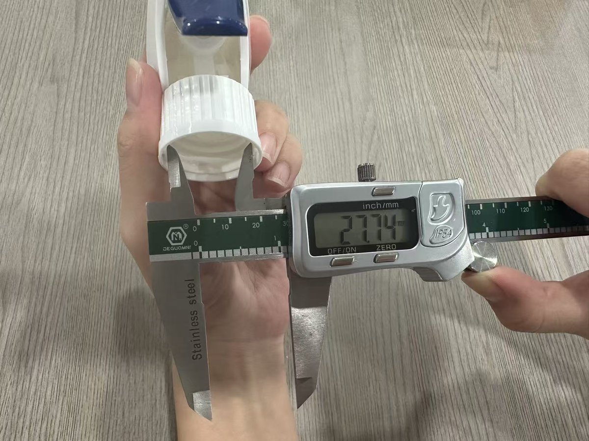SongmilePacking's tweet image. How much do you know about the size of the trigger sprayer's closure?
The following article will give you a more comprehensive understanding of their sizes.
songmile.com/how-to-correct…
#Technicalknowledge #songmilePackaging #triggersprayerclosure #freesample #custom
