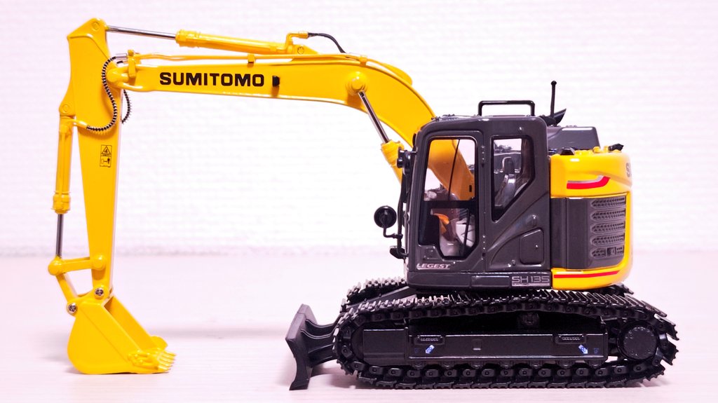 住友建機 SH135Xｰ6/ｰ7/ｰ8 後方超小旋回油圧ショベル  1/50