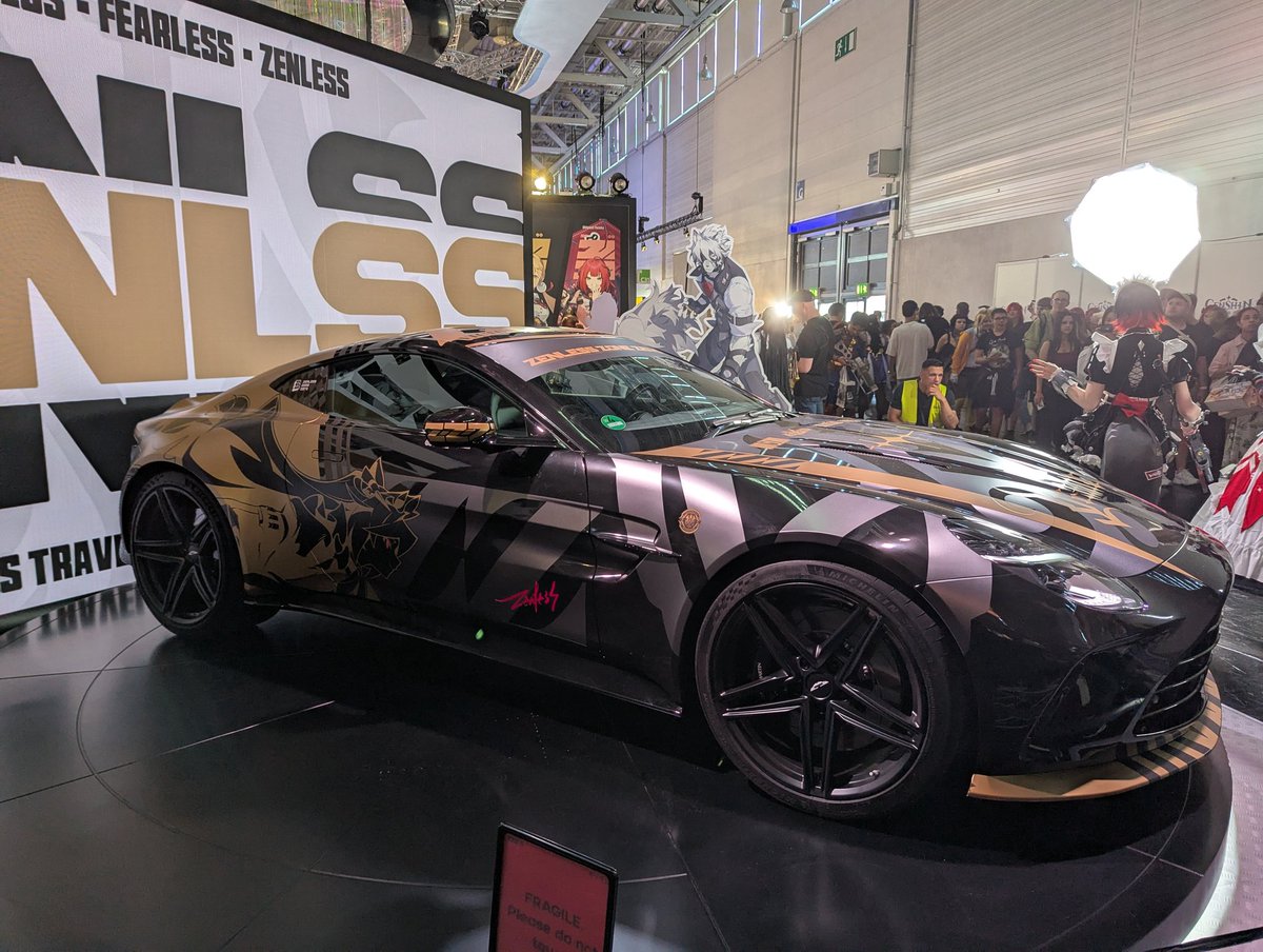 Lenneye1's tweet photo. #RiduMysteryTales #AstonMartinZZZ #Gamescom2025 #zzzero https://t.co/E2IjVib06Y