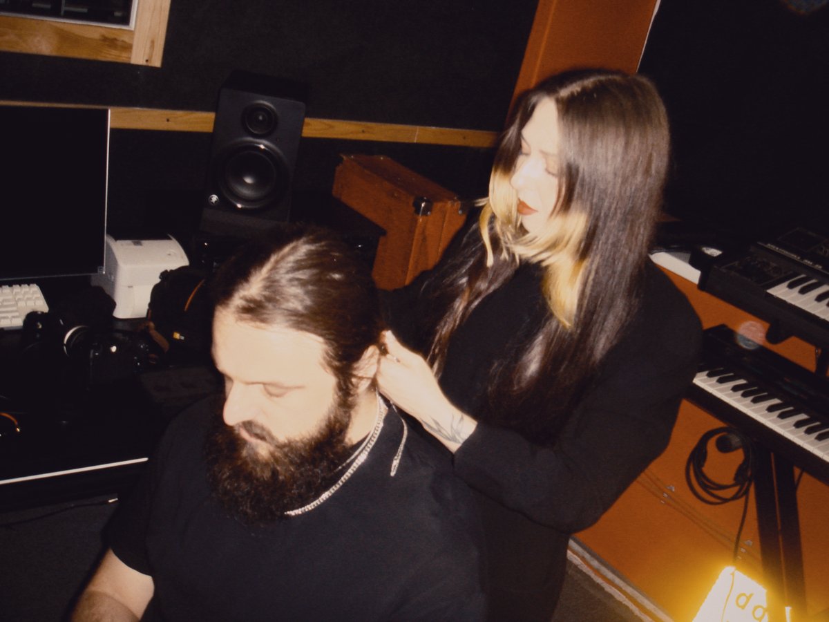 Portishead dressing room 1994

/ your caption? /