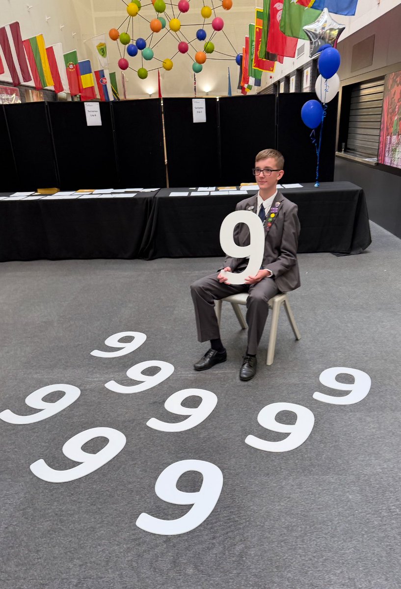 Kingswood_Acad's tweet photo. Myron has shown #OutstandingLearning in achieving Grade 9’s in Biology, Chemistry, Physics, English and Maths. He will be going onto Wyke College to study Maths and Physics. https://t.co/JfIbRPaDl8