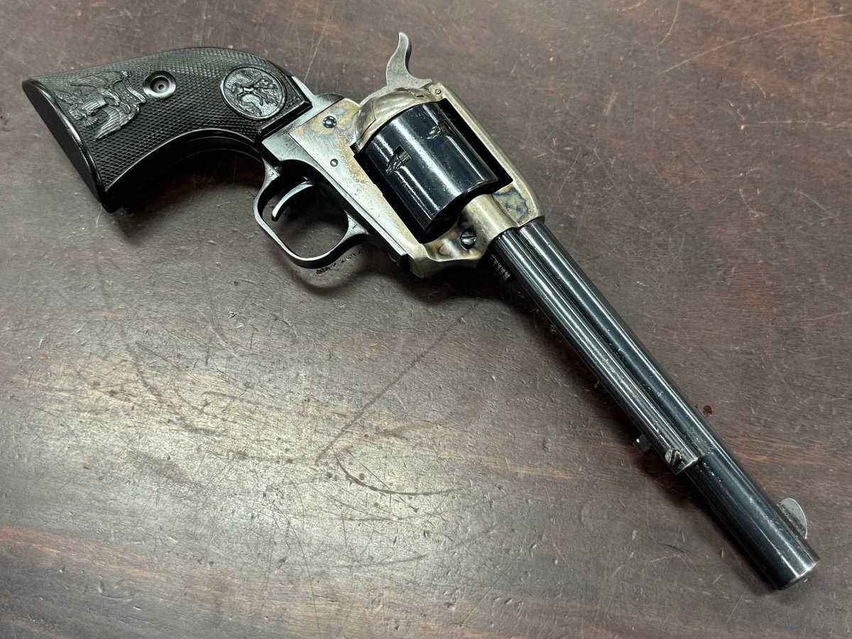 CleaverFirearms's tweet photo. A Rare Gem From 1976.... Colt Peacemaker 22 in 22WMR 6 Shot, with 6 Inch Barrel, Factory Unfluted Cylinder and Color Case Finished Frame. 

#colt #saa #peacemaker #22wmr #22magnum #singleaction #oldschool #madeinusa #collector #rangeready #sass #cowboy #frontier #smooth https://t.co/tObxpyVnC4