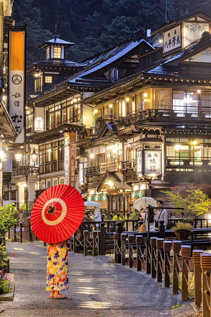 Hayate_canon's tweet image. 日本の情緒ある温泉街の夜