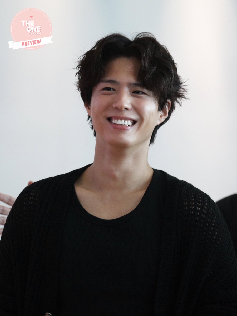 theone0616's tweet photo. 250821 인천공항 출국✈️

오랜만에 인사했네요👋
@BOGUMMY 
팬미팅 함께 하지 못해도
늘, 응원하고 있어요🙌
행복한 시간 보내고 오길 바라요
#박보검 #ParkBoGum https://t.co/72Z8yRW8U8