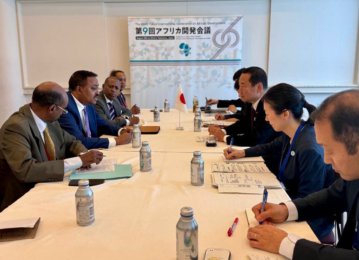 NyangePatience's tweet photo. Date 🗓️: 21st August, 2025
Location 📍: Yokohama, Japan 🇯🇵

IGAD’s Executive Secretary, H.E. @DrWorkneh, held a bilateral meeting with H.E. Fujii Hisayuki, Japan’s State Minister for Foreign Affairs.

He:

👉🏾 Exchanged views on evolving geopolitical and security dynamics in the IGAD region
👉🏾 Agreed on strengthening collaboration in advancing human security, youth empowerment, peace & stability
👉🏾 Expressed gratitude for Japan’s steadfast support to IGAD initiatives, including the Women, Peace & Security agenda and the IGAD Leadership Academy

.@IGADsecretariat remains committed to deepening strategic partnerships that advance peace, security, and resilience in the region.