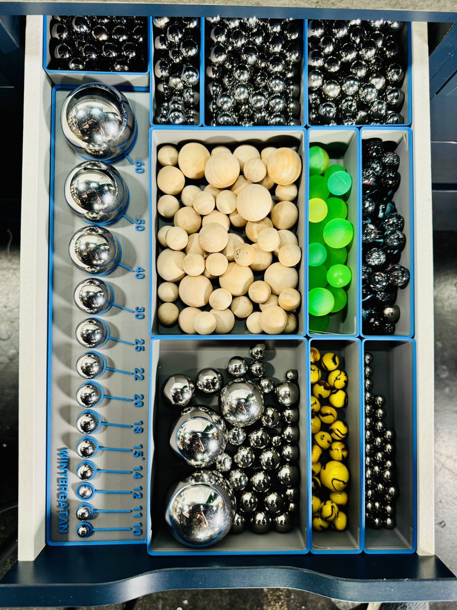 Organizing my science tools in drawers using the gridfinity system created by <a href="/zackfreedman/">Zack Freedman</a>