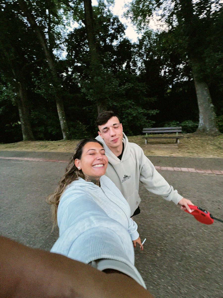 RollingGeorge_'s tweet photo. 💖💖 https://t.co/sGtzivP3SA