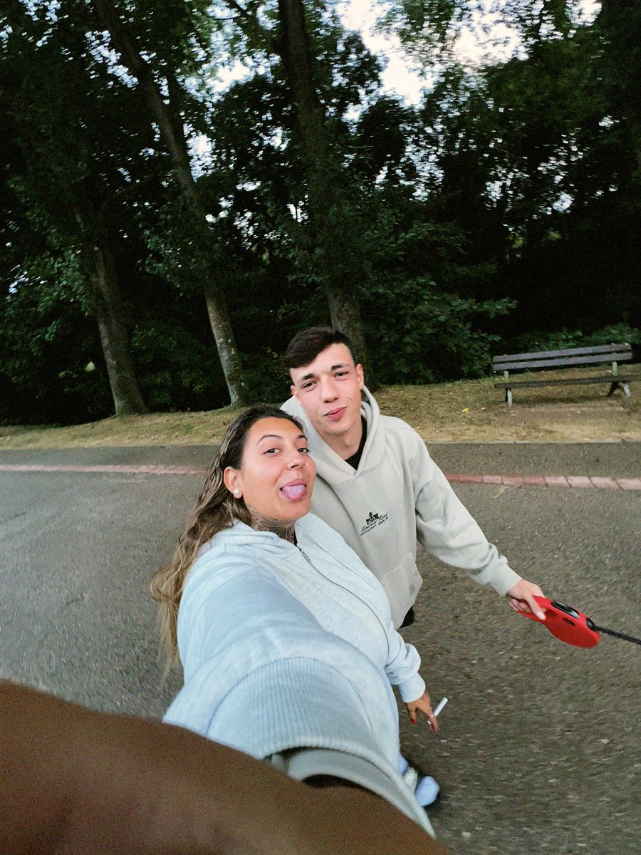 RollingGeorge_'s tweet photo. 💖💖 https://t.co/sGtzivP3SA