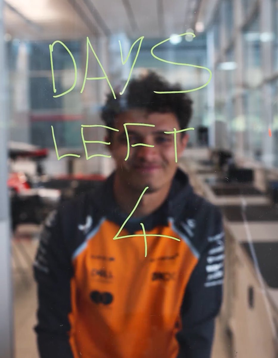 landosdefender's tweet photo. why is he so cute even when hes blurry https://t.co/TJlOJdeyoA
