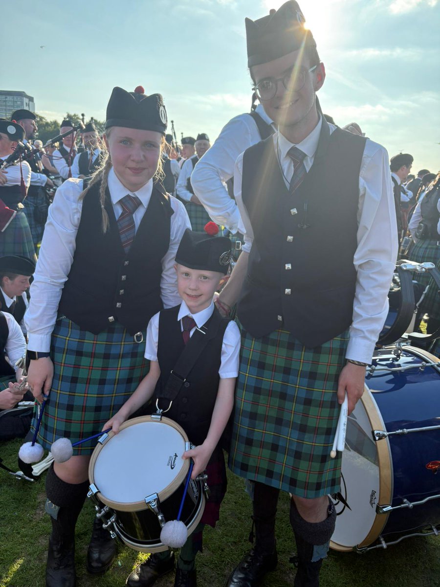Kilbarchan Pipe Band tweet media