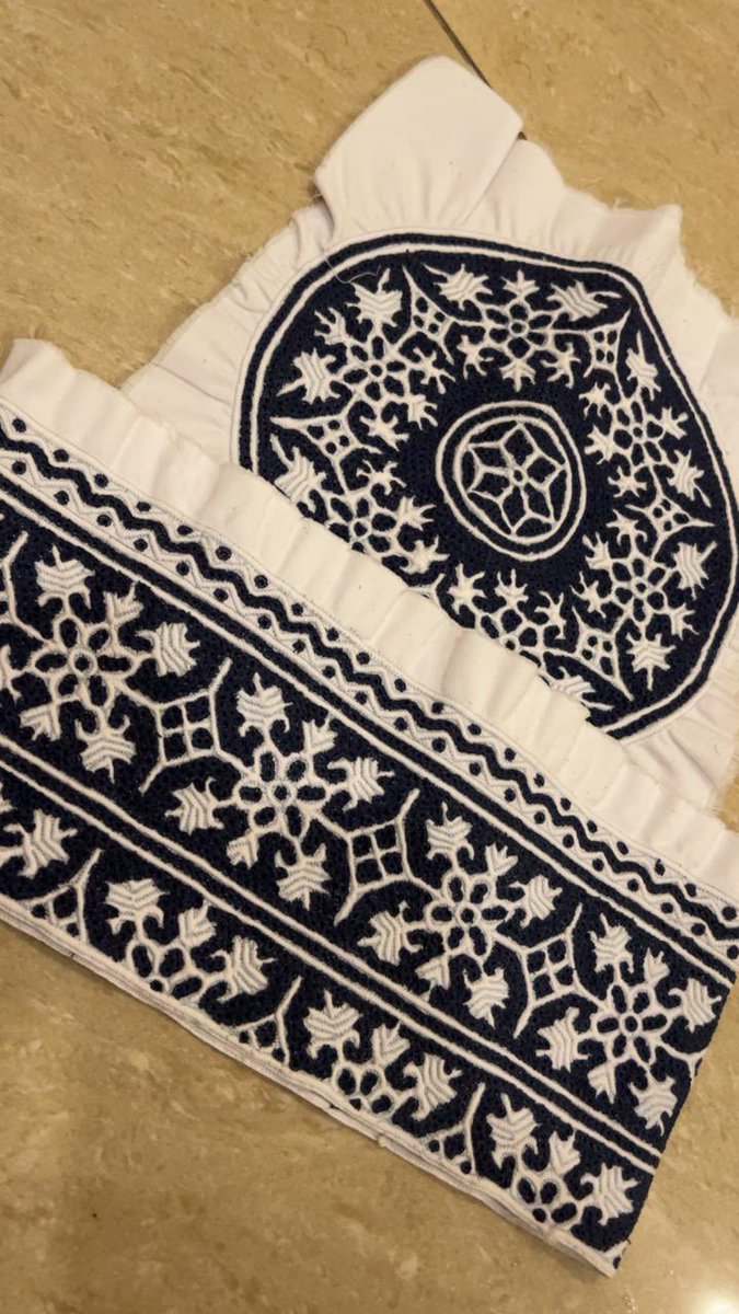 تسليم فوري
قياس ١٠.٥
نص نجم
السعر عالخاص
فيه قياسات والوان ثانية
 #منخفض_جوي