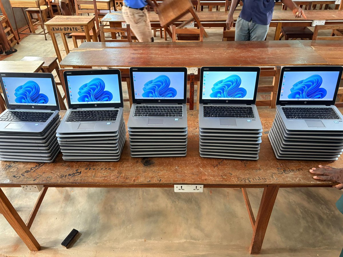 Yesterday, I donated 50 laptops to students of Dzodze-Penyi Senior High School ahead of their ICT practicals.

In addition, I presented 10 desktop computers from GIFEC to Weta Senior High School and Wovenu Senior High School to augment their stock.

Furthermore, we presented