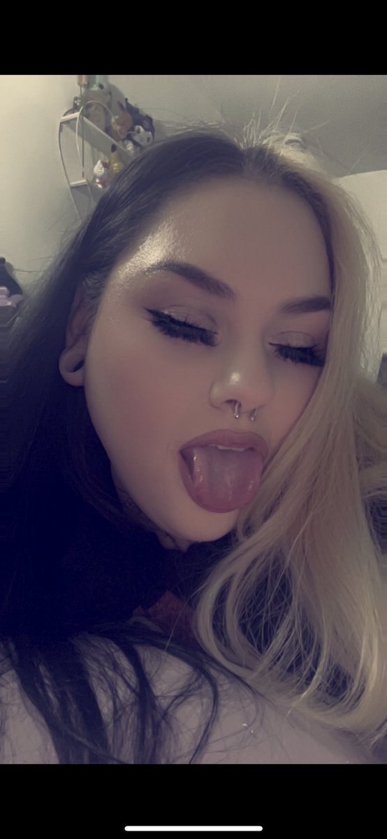 crybabyarrri's tweet photo. Retweet , comment and like to get a free surprise tittie or ass pic 💗🥰🤪😈 https://t.co/XPPN8eoJXj