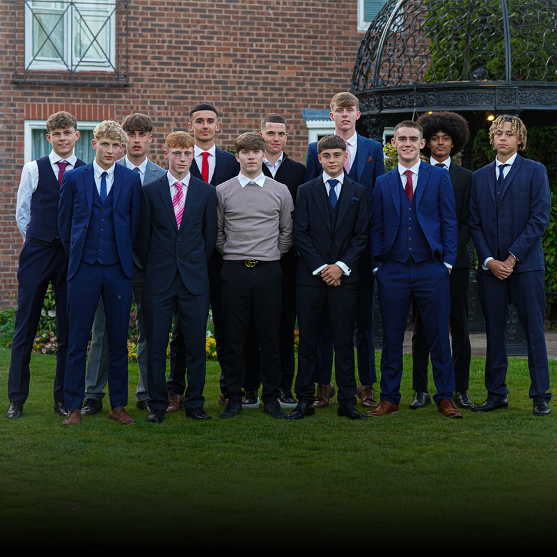 Wrexham_AFC's tweet photo. Wrexham AFC Academy's latest cohort of scholars has now been announced, pending international clearance and registrations. 

Find out more about the young Red Dragons, below 👇

🔴⚪ #WxmAFC