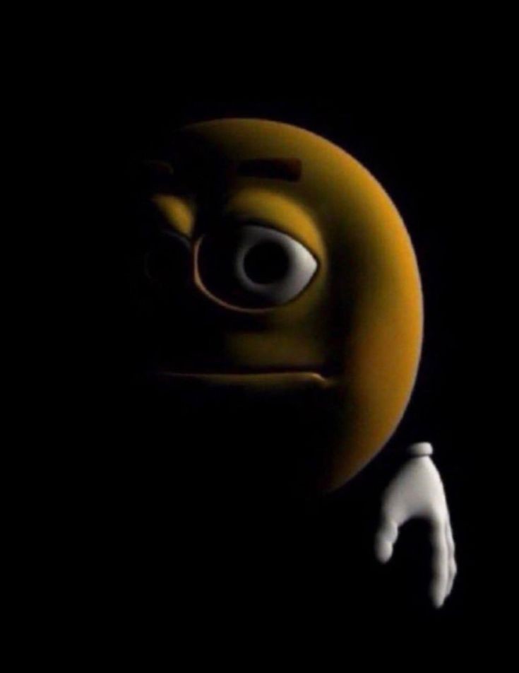 theironlyangel's tweet image. Seeing everyone&apos;s intake being 500 kcal meanwhile I&apos;m eating 1800