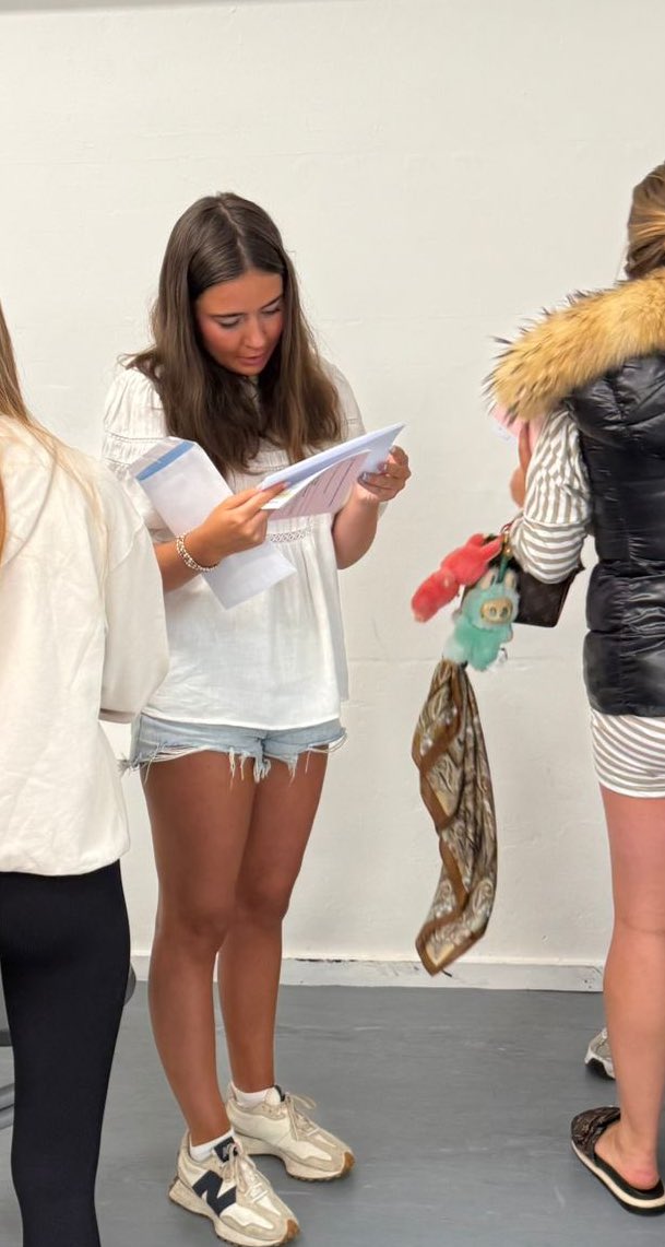 coopersschool's tweet image. WOW, WOW, WOW, Ella! 999988886. Unassuming always, Ella should be so proud of these sky-high results. 🪂🚀#GCSEResultsDay2025 #Achievement #GCSEs