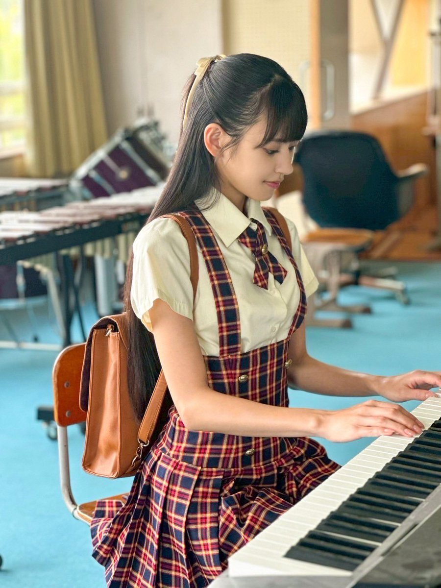 プレステージ出版にて発売しました
写真集『BLUE MIRACLE BELL』🔔
魅力たっぷりの一冊になっているので、ぜひ見てください❤️‍🔥

『BLUE MIRACLE BELL 』八掛うみ

FANZA限定版
https://t.co/F5k73gq0tx

通常版
https://t.co/MIAmjK5bd4 https://t.co/DSbMVXG5gn