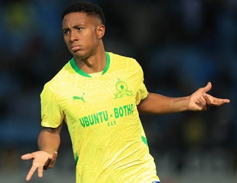 MS_Sharpeville's tweet image. People will say "Sundowns must let Ribeiro go"
People must also realise that Ribeiro is under contract & is an asset to Sundowns. Those who want that asset must meet the asking price. Outside of that, Ribeiro must honour his contract.
Are you willing to sell your car for R10k?