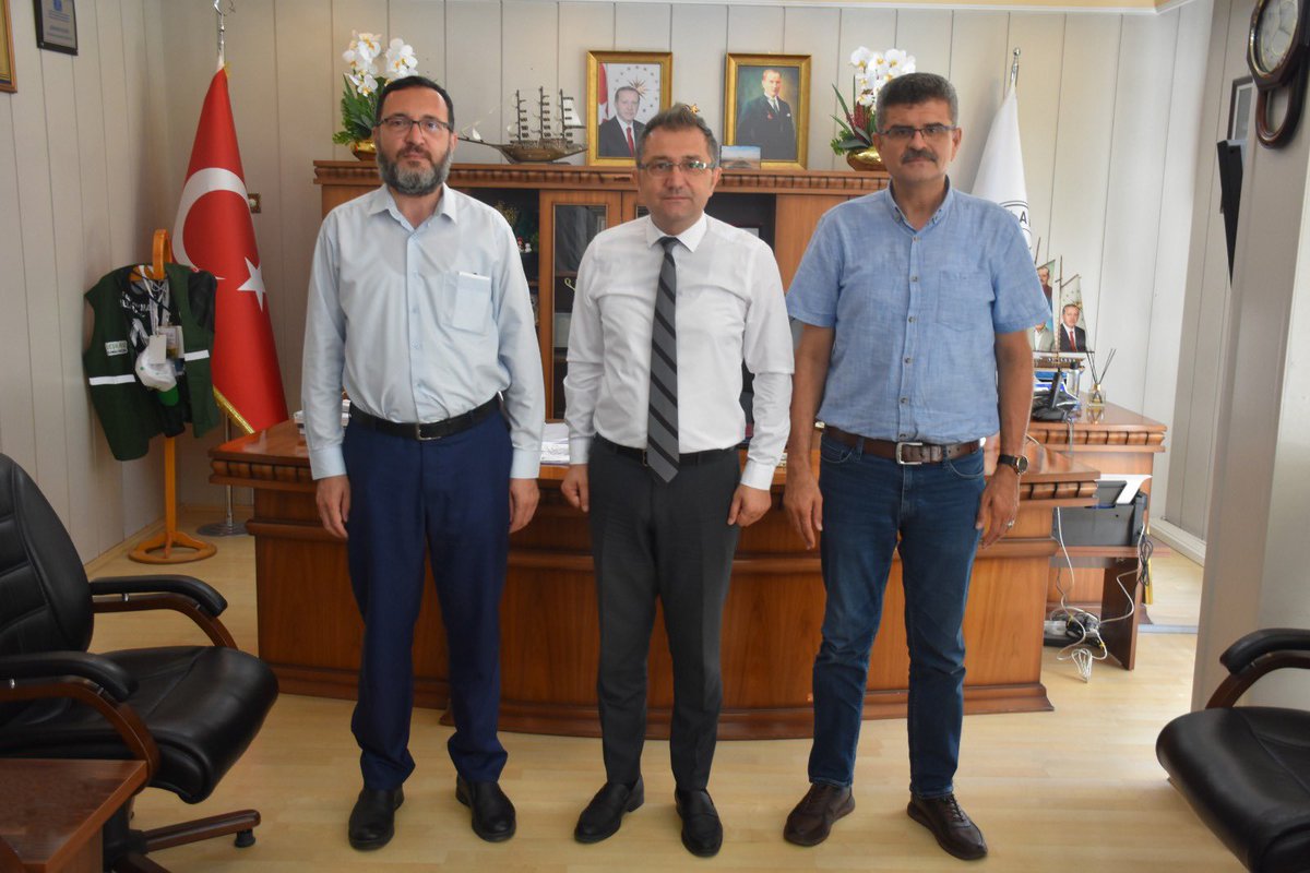 TV42 Genel Yayın Yönetmeni Yaşar Toy ve İlahiyatçı Yazar Fatih Kut’u belediyemizde ağırladık.

İlçemizde yürüttüğümüz çalışmalar hakkında istişare ederek verimli bir sohbet gerçekleştirdik.

Ziyaretleri için kendilerine teşekkür eder, çalışmalarında kolaylıklar dilerim