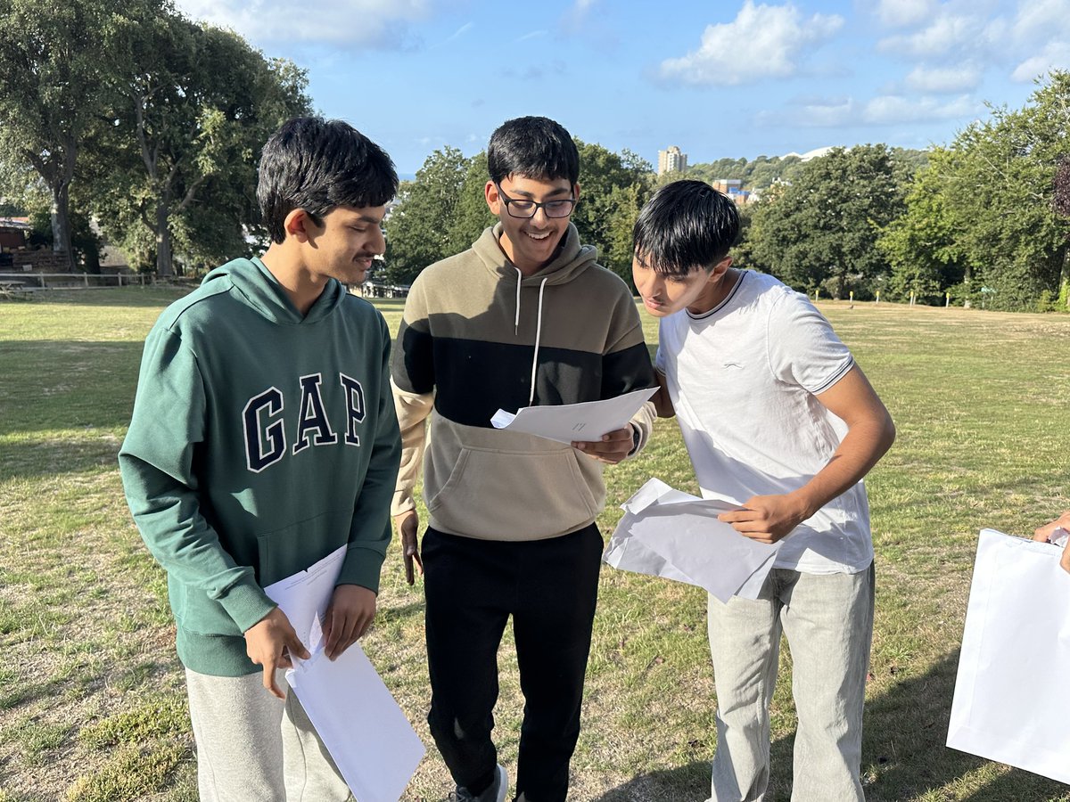 VictoriaCollege tweet media