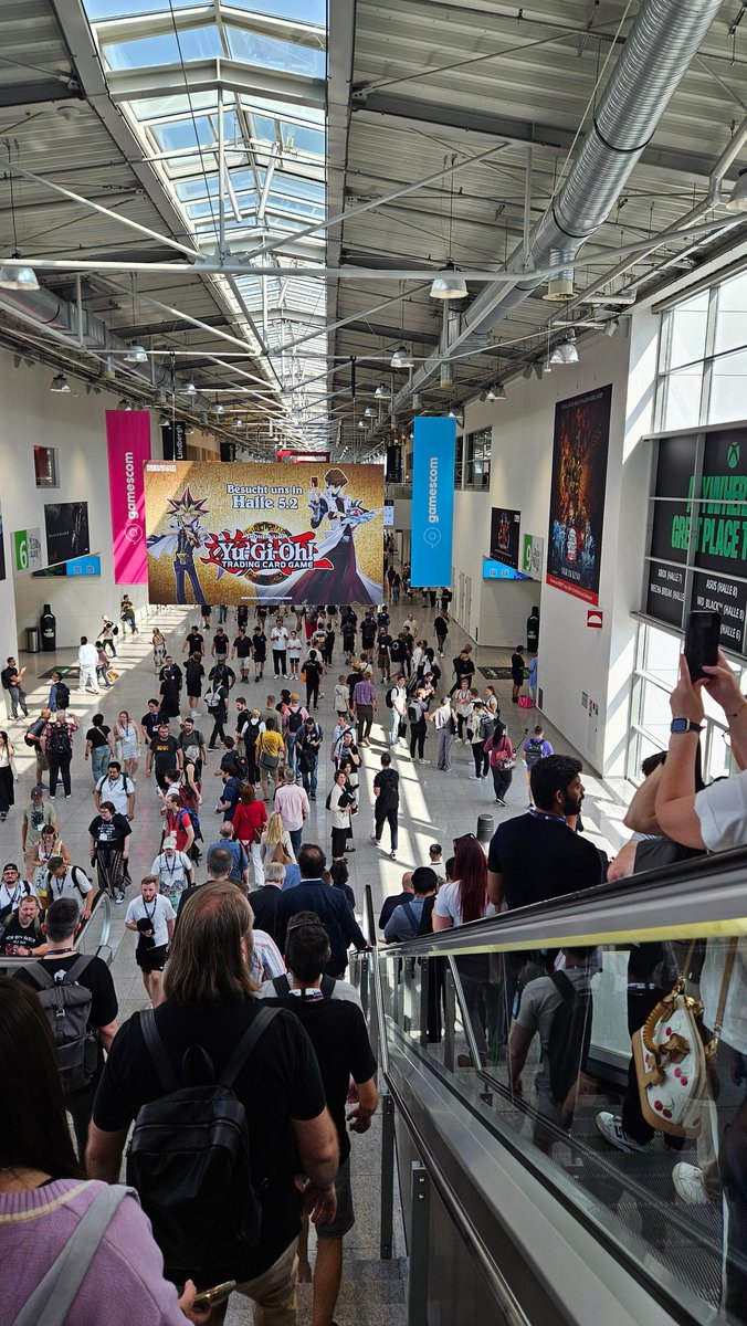 Valera044 tweet media