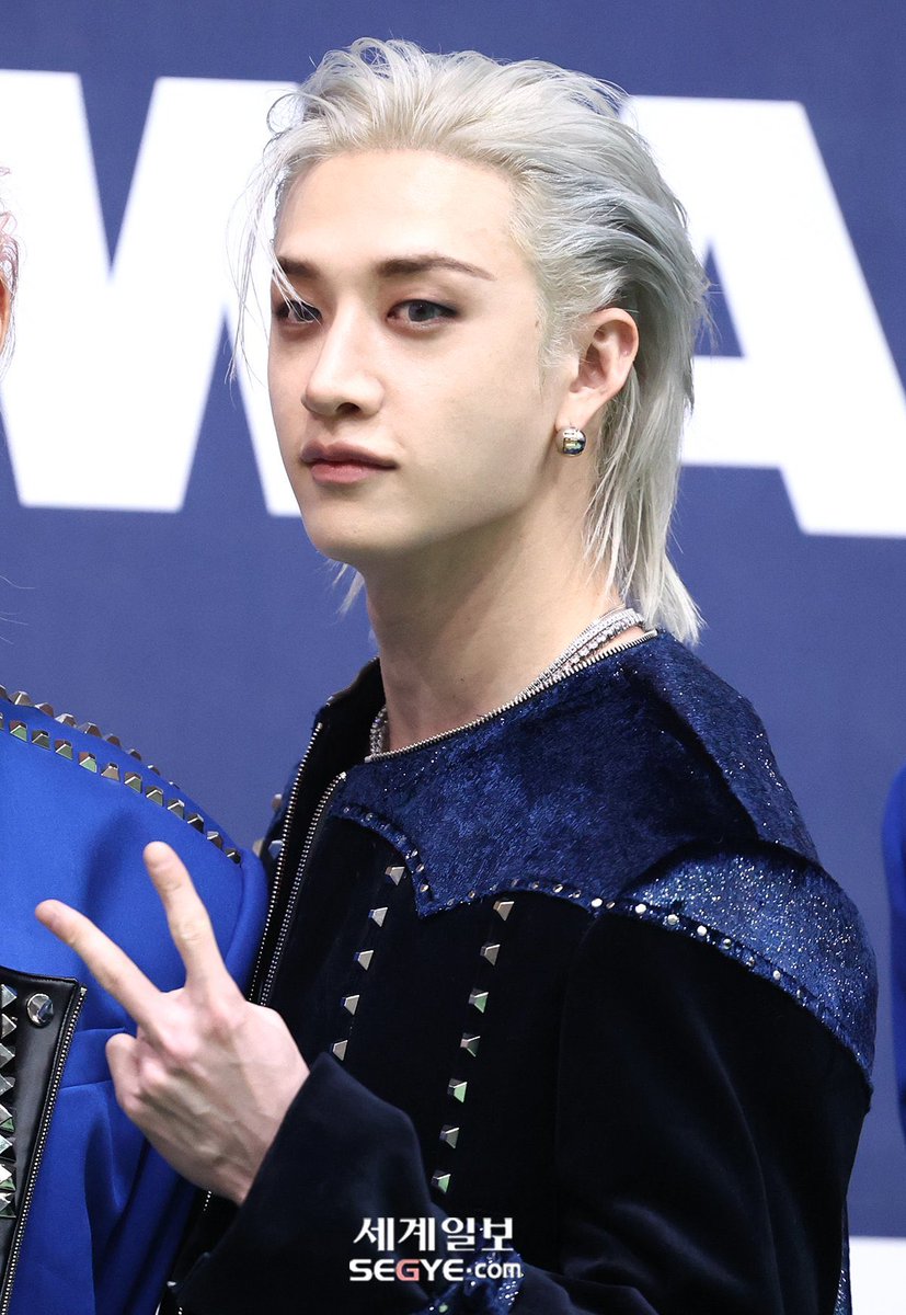 залітаю з ноги в забутий мною тві, щоб поорать 

ААААААААААААААААААВАВВВВААААВВАААВВАААААААААААААААААААААААААААААААААААААААААААААААВВВВВВВВВВВВВВВАААААААААААААВВВВВАААААААААААААААААААКААААААААККК