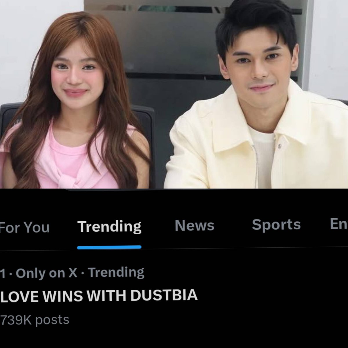 philconcerts's tweet image. DustBia’s debut tandem on the big screen: a sprinkle of sweetness, a dash of realness, and a whole lot of kilig! 💛