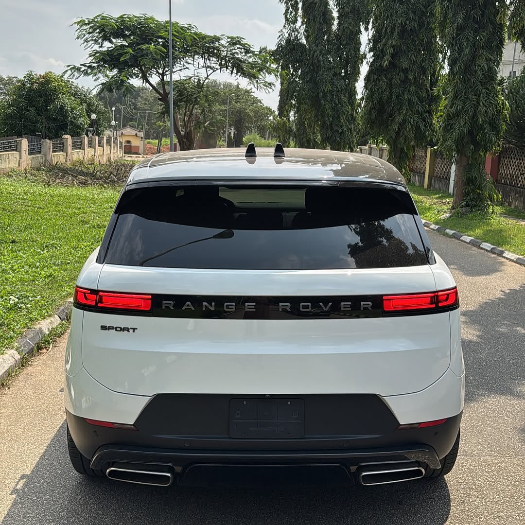 Abj_Auto_cars's tweet photo. βΌοΈ RANGE ROVER SPORT 2024 β Foreign used & Ultimate Performance #rangesport
π·οΈ PRICE: π₯DM or CALL
π LOCATION: Abuja π³π¬
π CALL/WHATSAPP: 08052712169 / 09112199464
π₯ Fresh arrival β DM or CALL to inspect and book. #abuja https://t.co/35HJ6Diuy5