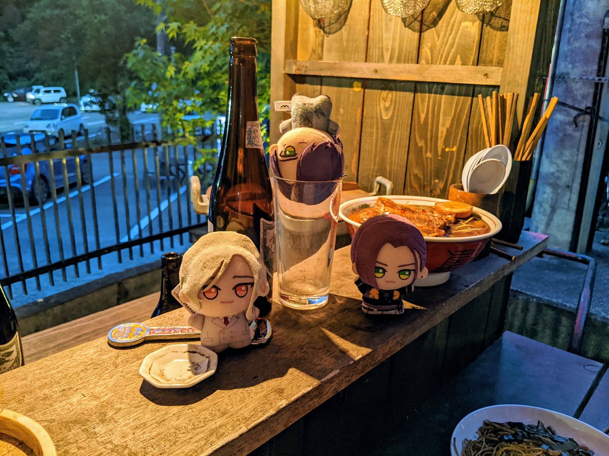 雷雨⛈️ページ 桃色雷雨 (@momoiroraiu) / X