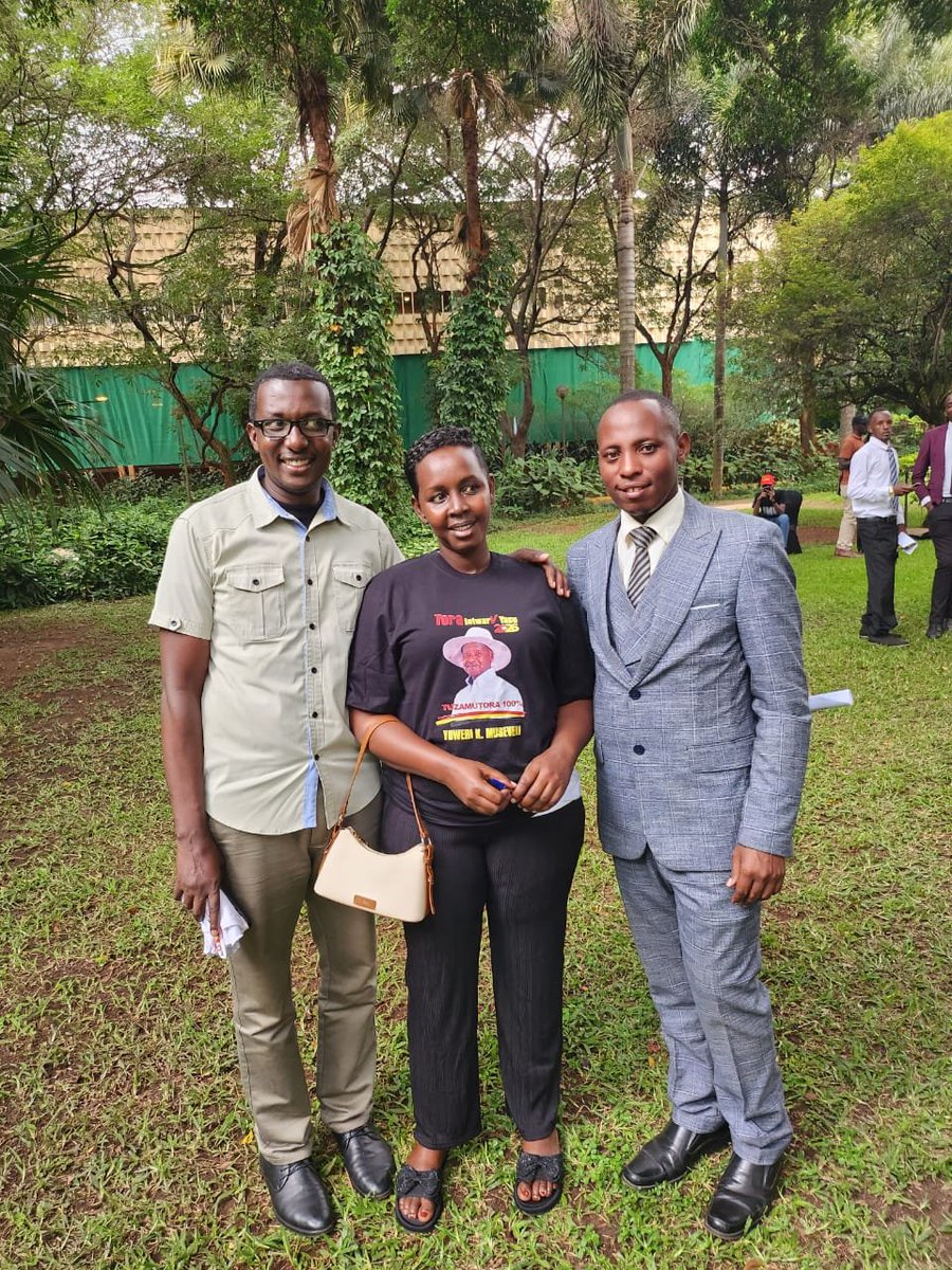 TUMWEBAZE GODFREY (@godfreysalttv) on Twitter photo Yesterday the council for Banyarwanda backed president <a href="/KagutaMuseveni/">Yoweri K Museveni</a> as their only candidate come 2026 elections <a href="/CouncilforA/">Council for Abavandimwe</a> <a href="/ProcieTamale/">ProcieTamale</a> <a href="/ObedTwinamatsi2/">HON.OBED</a> Yesterday the council for Banyarwanda backed president <a href="/KagutaMuseveni/">Yoweri K Museveni</a> as their only candidate come 2026 elections <a href="/CouncilforA/">Council for Abavandimwe</a> <a href="/ProcieTamale/">ProcieTamale</a> <a href="/ObedTwinamatsi2/">HON.OBED</a>