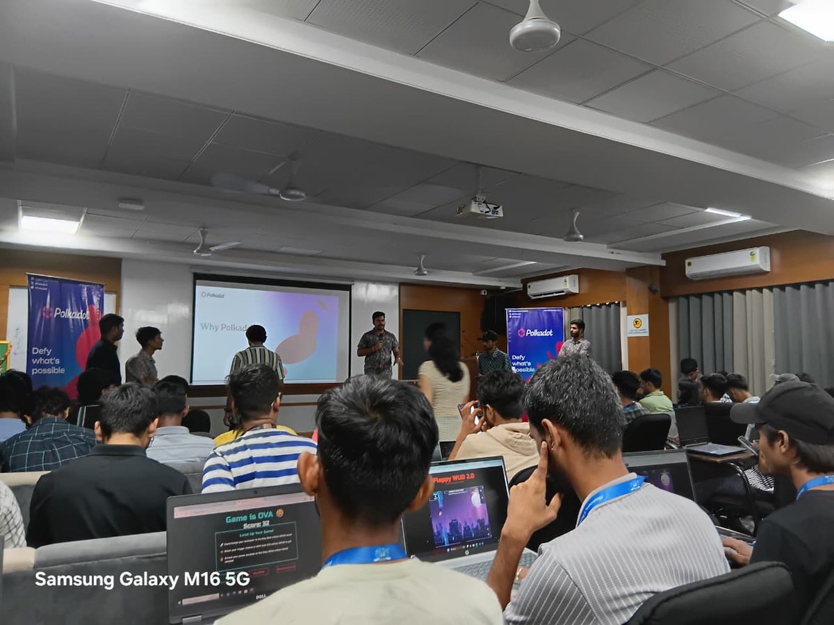 MrShubhamPandey's tweet photo. Attending Day-2 of Web3 BootCamp with
@HackTourIND
@Polkadot
@parul_dao https://t.co/Yn0wbXFojY