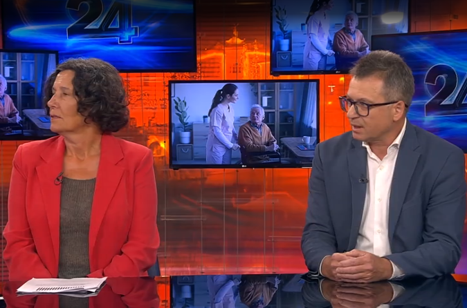 Nova24TV (@nova24tv) on Twitter photo Poslanec <a href="/PS_SDS/">Poslanska skupina SDS</a> <a href="/ZCernac/">Zvone Černač</a> je poudaril, da ko bo stranka <a href="/strankaSDS/">SDS</a> ponovno prevzela odgovornost za vodenje države, bo prispevek dolgotrajne oskrbe za upokojence takoj ukinjen in uveden moratorij na plačevanje za vse ostale ⬇️⬇️⬇️ nova24tv.si/cernac-ob-prev… Poslanec <a href="/PS_SDS/">Poslanska skupina SDS</a> <a href="/ZCernac/">Zvone Černač</a> je poudaril, da ko bo stranka <a href="/strankaSDS/">SDS</a> ponovno prevzela odgovornost za vodenje države, bo prispevek dolgotrajne oskrbe za upokojence takoj ukinjen in uveden moratorij na plačevanje za vse ostale ⬇️⬇️⬇️ nova24tv.si/cernac-ob-prev…