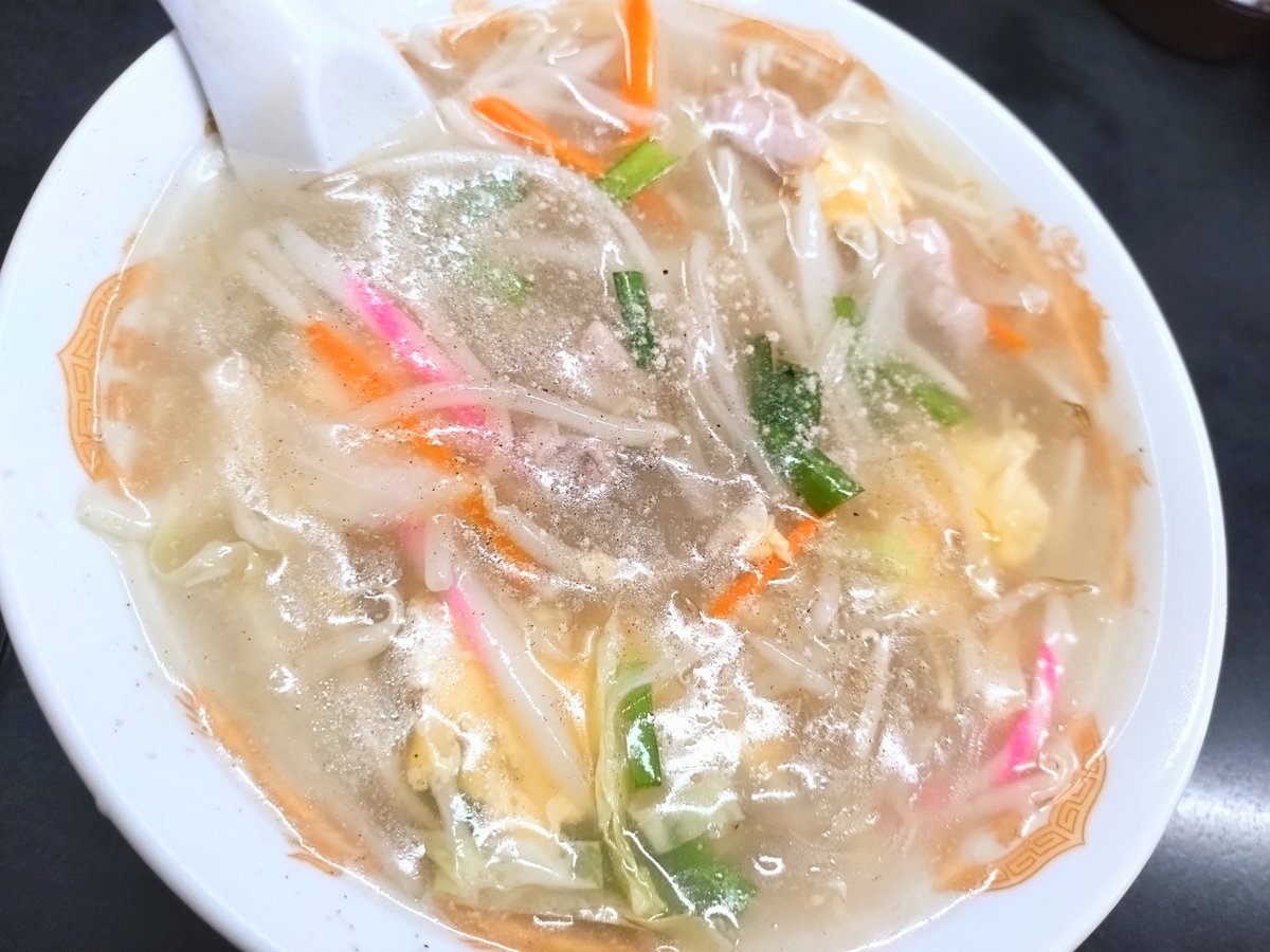今日は卵チャーハンが人気の昔ながらの中華屋であんかけチャンポンと併せていただきました！
最高過ぎる！😍✨