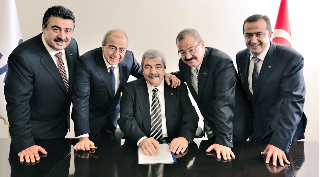 Konukoğlu Ailesi, Vergi rekortmenleri listesinde ekonomigazetesi.com/sehirler/konuk… <a href="/nbekonomi/">Ekonomi Gazetesi</a> aracılığıyla
#gaziantep #EKONOMİ #vergirekortmenleri <a href="/SankoHolding/">SANKO Holding</a> <a href="/askonuk/">Adil Sani Konukoglu</a> <a href="/mcicek27/">Mustafa Çiçek</a> <a href="/NDuzgun/">Nihat DÜZGÜN</a> <a href="/TubaCanpolat27/">Tuba Canpolat</a>