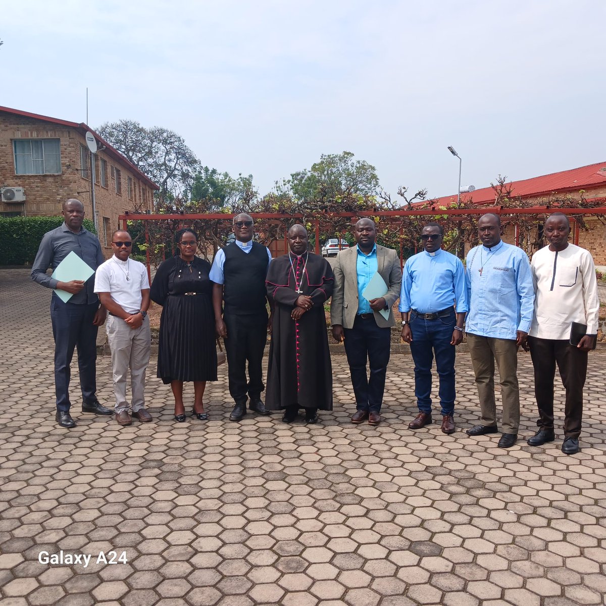 Binyuze mu ruhare rw'abakristu ba Paruwasi ya Gihara n'Ikigega cy'Ubufatanye bw'ama Paruwasi muri Diyosezi ya Kabgayi, none ku wa 21 Kanama 2025, Diyosezi ya Kabgayi yashyikirije Paruwasi ya Gihara imodoka y'ubutumwa. Ni mu rwego rwo gufasha abapadiri kurushaho kwegera abakristu