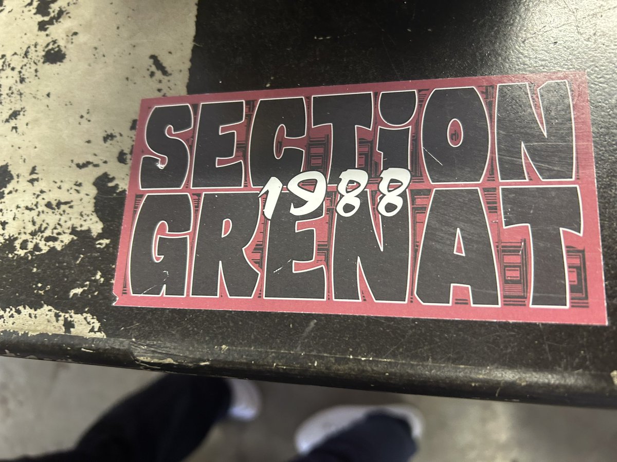 UnJourDeuxStick's tweet image. Stick Section Grenat 1988 (@ServetteFC) 🇱🇻 #SG88 #SectionGrenat #Servette

📍: Groupama Stadium, Décines-Charpieu