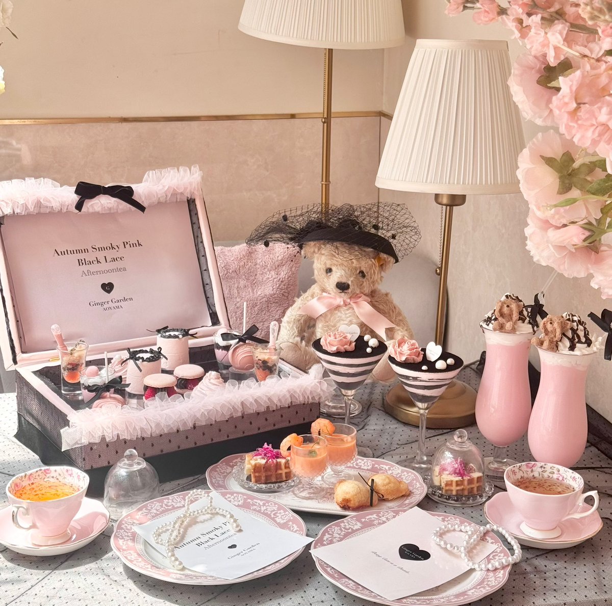 🎀❤︎🦢🎀❤︎🦢🎀❤︎🦢🎀❤︎🦢🎀 秋のテーマは 🎀❤︎ブラック