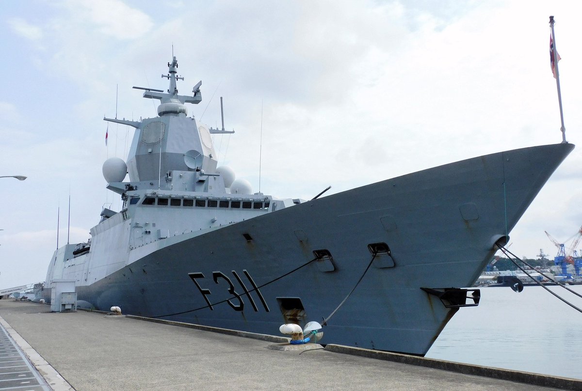 イギリス海軍　駆逐艦ドーントレス　米海軍　グアム基地　チャレンジ 残念過ぎる英海軍の45型駆逐艦、停電問題と人員不足で4年も港で係留中