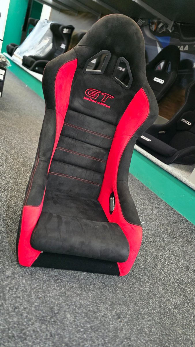 GSMPerformance's tweet image. Mirco GT in black &amp;amp; red suede = 🔥 FIA Motorsport seat with looks to match its performance.
Check it out: sportseats4u.co.uk/product/mirco-…