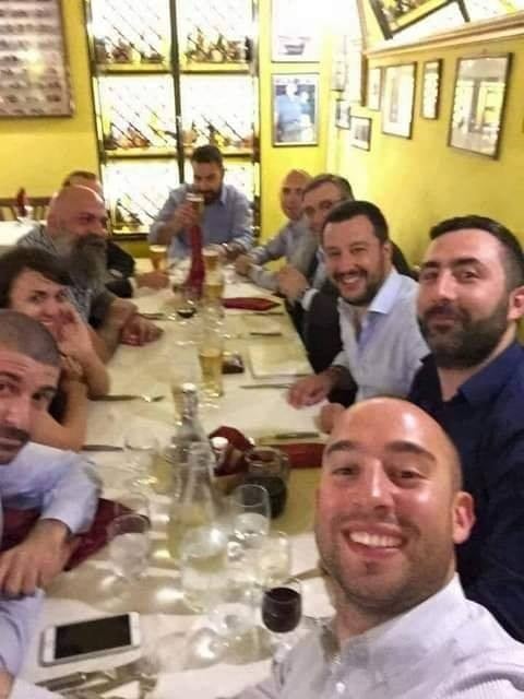 <a href="/matteosalvinimi/">Matteo Salvini</a> Sei un cesso! Vai a cena con gli AD di CasaPound e ti permetti di irridere il Leonka, fai schifo!