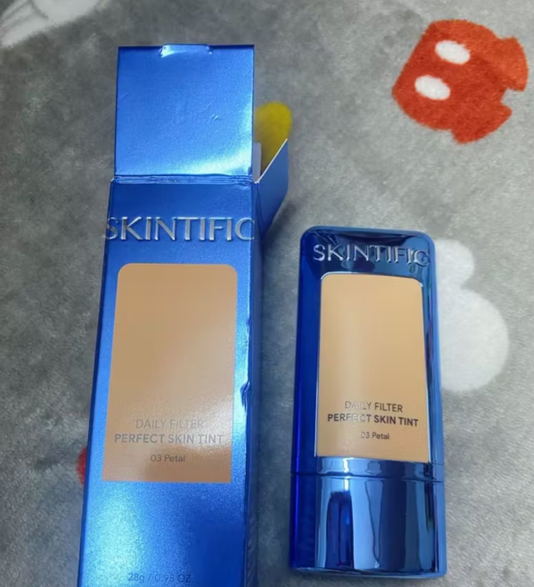 fienamunchy's tweet photo. betul ke skin tint by skintific tak perlu pakai foundation dah? https://t.co/Dx6HrxoSuq