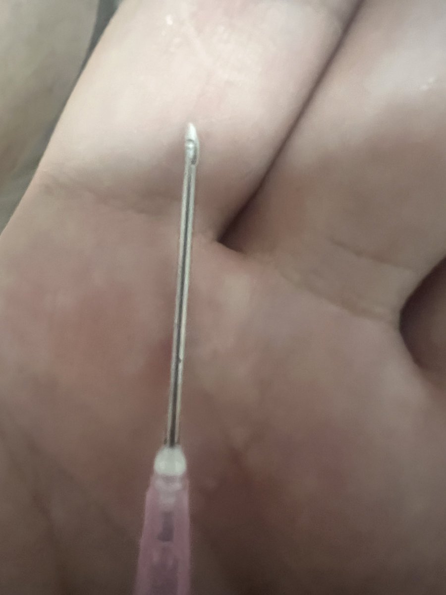 断糖半年之后的第一针日雌，有一说一，这次买的针头真的好粗🥺