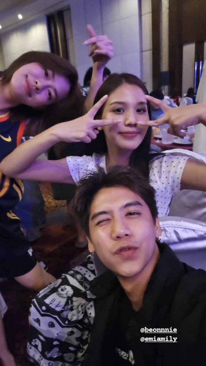 [💌] 210825 ssingss IG Story Update 

พี่แพม ดอกรัก พี่กวี

EMIBONNIE OUTING 2025
#GMMTVOuting2025xEmiBonnie
#GMMTVOuting2025
#EmiBonnie #emiamily
#beonnnie