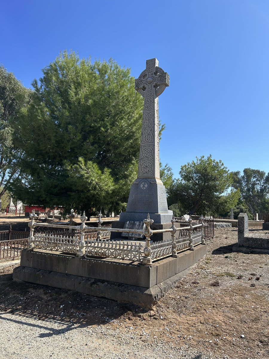 MickDehlsen05's tweet image. A surreal and deeply moving moment - finding my great-great-grandfather's grave and feeling that connection to the past!!💙
#Echuca #april2025