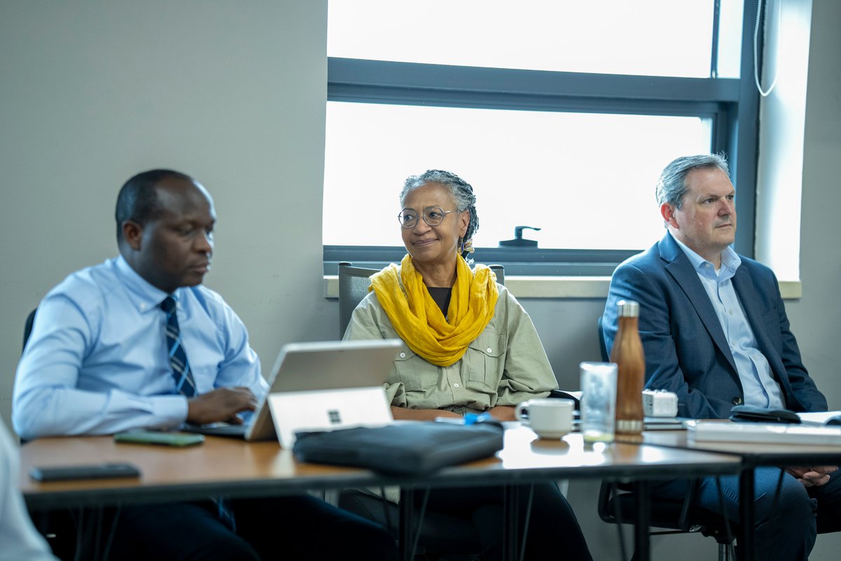 ughe_org's tweet photo. #UGHE celebrated the graduation of the 9th cohort of the Global Health Delivery Leadership Program (#GHDLP). This program equips leaders to tackle global health challenges, strengthen health systems, and address infectious and non-communicable diseases, digital health, and more. https://t.co/1jVgHKaj2r