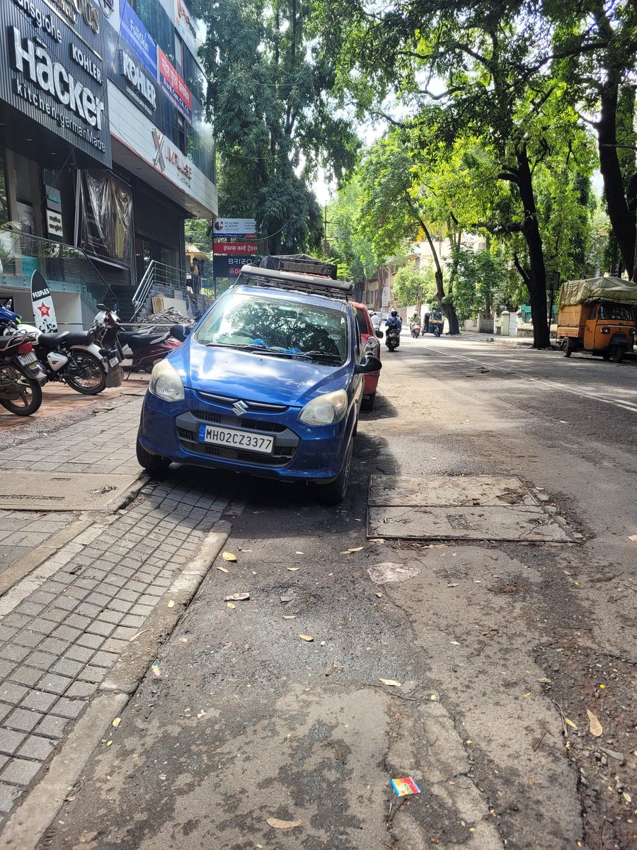 Car no MH 02 CZ 3377 parked on footpath infront of VLCC, bhandarkar road
<a href="/PuneCityTraffic/">पुणे शहर वाहतूक पोलीस</a> please take necessary action