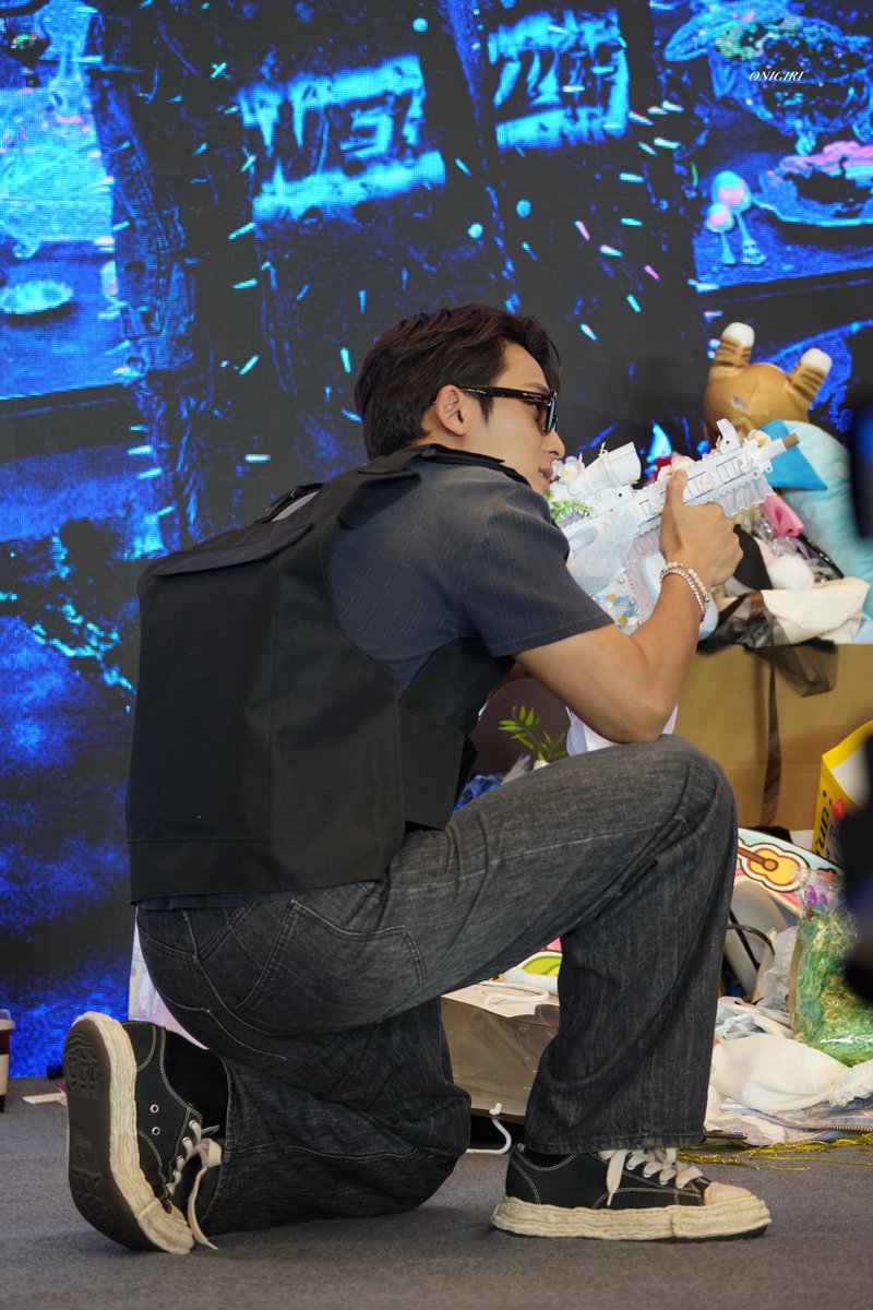 250821 yzy

#민규 #mingyu  #ミンギュ 
#seventeen #세븐틴